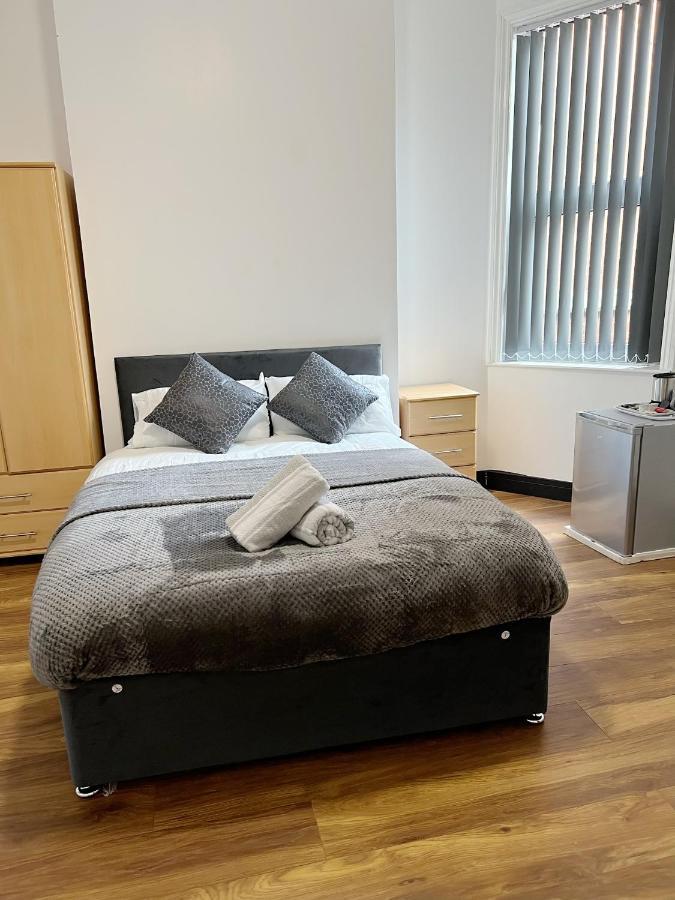M Sisters Luxury Home In Ng6 诺丁汉 外观 照片
